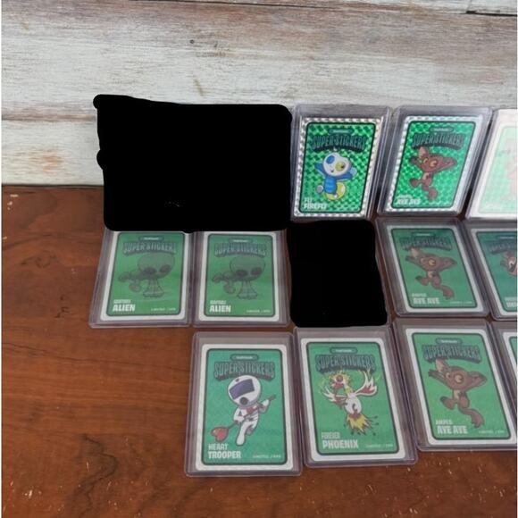 Veefriends Road to Veecon and others Green Ice Lot of Super Stickers x 17 - Picture 2 of 9